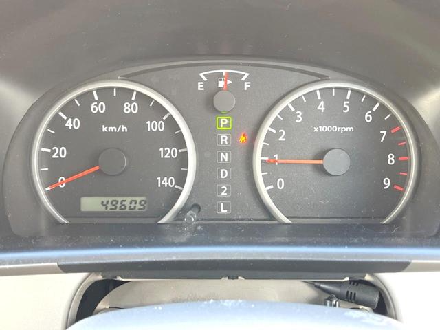 エブリイワゴン ＰＺターボスペシャル　両側電動ドア　ターボ　ｃａｒｒｏｚｚｅｒｉａナビ　バックカメラ　禁煙車　ＨＩＤヘッド　ＥＴＣ　純正１４インチアルミ　オートエアコン　Ｂｌｕｅｔｏｏｔｈ　ＣＤ　ＤＶＤ再生　フルセグ（12枚目）