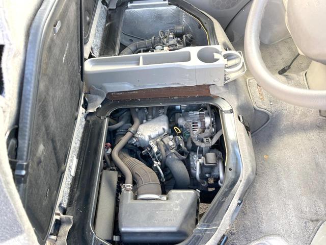 エブリイワゴン ＰＺターボスペシャル　両側電動ドア　ターボ　ｃａｒｒｏｚｚｅｒｉａナビ　バックカメラ　禁煙車　ＨＩＤヘッド　ＥＴＣ　純正１４インチアルミ　オートエアコン　Ｂｌｕｅｔｏｏｔｈ　ＣＤ　ＤＶＤ再生　フルセグ（22枚目）