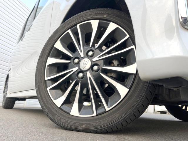 �y�����P�T�C���`�A���~�z�C�[���z�O�ςɃ}�b�`���������A���~�z�C�[���𑕒����Ă���܂��B�e��ЊO�A���~�z�C�[����A�X�^�b�h���X�^�C�����戵�����Ă���܂��B���񂲑��k����������