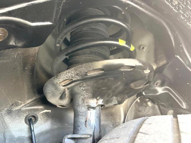 ヴォクシー ＺＳ　７人乗り　純正１０インチナビ　バックカメラ　電動スライドドア　衝突被害軽減システム　スマートキー　ＬＥＤヘッドライト　ＥＴＣ　クルコン　純正１６インチＡＷ　オートハイビーム　オートライト　１オーナー（24枚目）