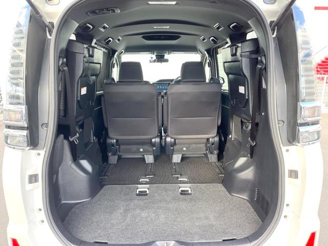 ヴォクシー ＺＳ　７人乗り　純正１０インチナビ　バックカメラ　電動スライドドア　衝突被害軽減システム　スマートキー　ＬＥＤヘッドライト　ＥＴＣ　クルコン　純正１６インチＡＷ　オートハイビーム　オートライト　１オーナー（48枚目）