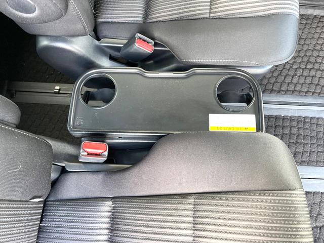 ヴォクシー ＺＳ　７人乗り　純正１０インチナビ　バックカメラ　電動スライドドア　衝突被害軽減システム　スマートキー　ＬＥＤヘッドライト　ＥＴＣ　クルコン　純正１６インチＡＷ　オートハイビーム　オートライト　１オーナー（53枚目）