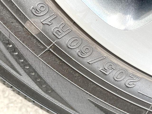 ヴォクシー ＺＳ　７人乗り　純正１０インチナビ　バックカメラ　電動スライドドア　衝突被害軽減システム　スマートキー　ＬＥＤヘッドライト　ＥＴＣ　クルコン　純正１６インチＡＷ　オートハイビーム　オートライト　１オーナー（60枚目）