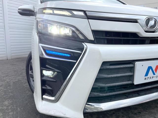 ヴォクシー ＺＳ　両側電動ドア　純正ＳＤナビ　後席モニター　バックカメラ　衝突被害軽減システム　禁煙車　ドラレコ　スマートキー　ＬＥＤヘッド　ビルトインＥＴＣ　クルコン　純正１６インチアルミ　オートハイビーム（14枚目）