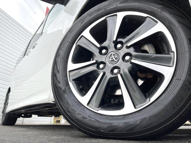 ヴォクシー ＺＳ　両側電動ドア　純正ＳＤナビ　後席モニター　バックカメラ　衝突被害軽減システム　禁煙車　ドラレコ　スマートキー　ＬＥＤヘッド　ビルトインＥＴＣ　クルコン　純正１６インチアルミ　オートハイビーム（15枚目）