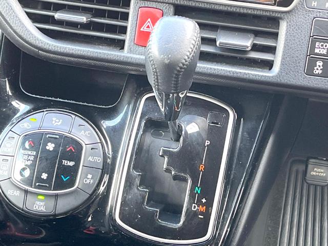 ヴォクシー ＺＳ　両側電動ドア　純正ＳＤナビ　後席モニター　バックカメラ　衝突被害軽減システム　禁煙車　ドラレコ　スマートキー　ＬＥＤヘッド　ビルトインＥＴＣ　クルコン　純正１６インチアルミ　オートハイビーム（24枚目）