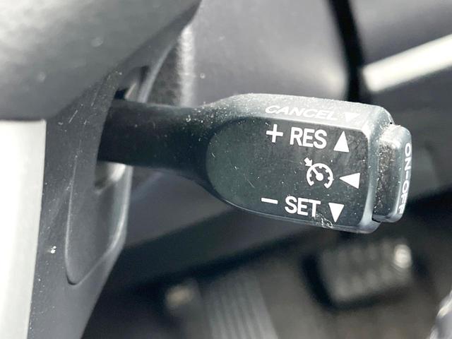 ヴォクシー ＺＳ　両側電動ドア　純正ＳＤナビ　後席モニター　バックカメラ　衝突被害軽減システム　禁煙車　ドラレコ　スマートキー　ＬＥＤヘッド　ビルトインＥＴＣ　クルコン　純正１６インチアルミ　オートハイビーム（45枚目）