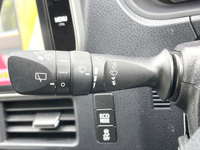 ヴォクシー ＺＳ　両側電動ドア　純正ＳＤナビ　後席モニター　バックカメラ　衝突被害軽減システム　禁煙車　ドラレコ　スマートキー　ＬＥＤヘッド　ビルトインＥＴＣ　クルコン　純正１６インチアルミ　オートハイビーム（46枚目）