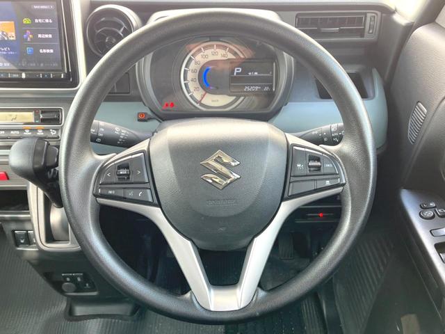 �y�X�e�A�����O�X�C�b�`�z�^�]���A�O������ڐ������炷���ƂȂ��A�I�[�f�B�I���̑��삪�\�ȕ֗��@�\�I���S�����K�ȃh���C�u�����o���Ă���܂���