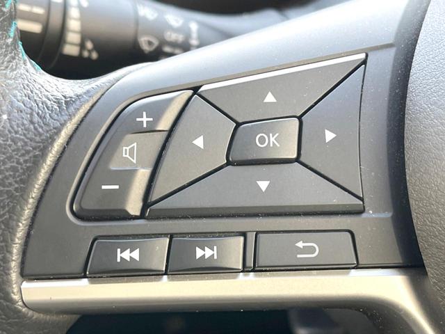 セレナ ライダー　Ｖセレクション　ブラックレザー　両側電動スライド　純正９インチナビ　後席モニター　全周囲カメラ　衝突軽減装置　プロパイロット　禁煙車　２トーンカラー　本革シート　コーナーセンサー　スマートキー　ＬＥＤ　ＥＴＣ　デジタルインナーミラー（47枚目）