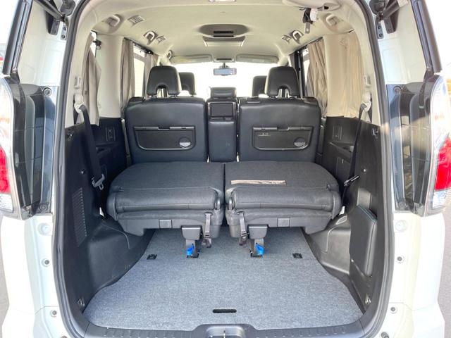 セレナ ライダー　Ｖセレクション　ブラックレザー　両側電動スライド　純正９インチナビ　後席モニター　全周囲カメラ　衝突軽減装置　プロパイロット　禁煙車　２トーンカラー　本革シート　コーナーセンサー　スマートキー　ＬＥＤ　ＥＴＣ　デジタルインナーミラー（56枚目）