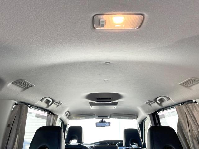 セレナ ライダー　Ｖセレクション　ブラックレザー　両側電動スライド　純正９インチナビ　後席モニター　全周囲カメラ　衝突軽減装置　プロパイロット　禁煙車　２トーンカラー　本革シート　コーナーセンサー　スマートキー　ＬＥＤ　ＥＴＣ　デジタルインナーミラー（59枚目）