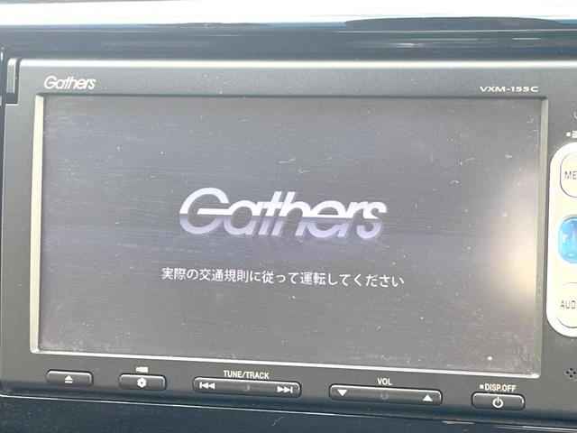 �y�����i�r�z�l�C�̏����i�r�𑕔����Ă���܂��B�i�r�̎g���₷���͂������A�I�[�f�B�I�@�\���[���I�L�����v�◷�s�͂������A�ʋ΂┃�����ȂǕ��i�̃h���C�u���y�����Ȃ�͂���