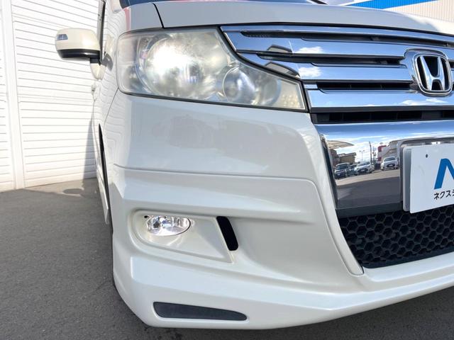 ステップワゴンスパーダ Ｚ　純正ナビ　バックカメラ　両側電動スライドドア　禁煙車　ＨＩＤヘッドライト　ＥＴＣ　純正１６インチＡＷ　オートライト　オートエアコン　ＣＤ／ＤＶＤ再生　地デジ　ＨＩＤフォグ（14枚目）