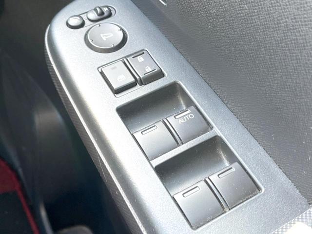 ステップワゴンスパーダ Ｚ　純正ナビ　バックカメラ　両側電動スライドドア　禁煙車　ＨＩＤヘッドライト　ＥＴＣ　純正１６インチＡＷ　オートライト　オートエアコン　ＣＤ／ＤＶＤ再生　地デジ　ＨＩＤフォグ（41枚目）