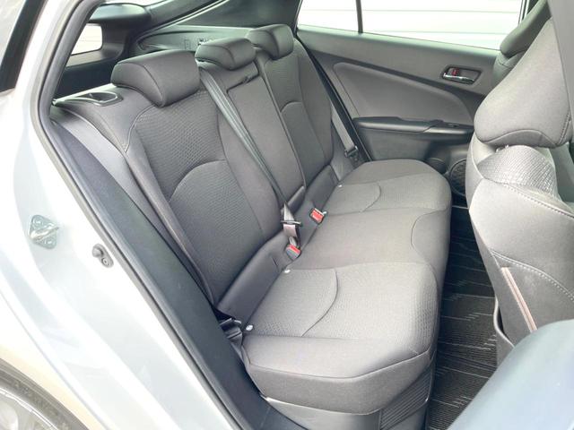 プリウス SセーフティプラスII 後期 純正ディスプレイオーディオ バックカメラ 衝突被害軽減システム レーダークルーズ 禁煙車 ドラレコ コーナーセンサー スマートキー LEDヘッド ビルトインETC 純正15インチアルミ フルセグ(10枚目)