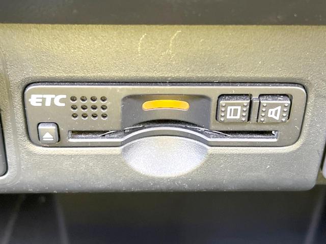 Ｎ－ＢＯＸカスタム ２トーンカラースタイル　ＧターボＳＳパッケージ　純正８インチナビ　両側電動ドア　バックカメラ　衝突被害軽減システム　禁煙車　２トーンカラー　ハーフレザーシート　スマートキー　ＬＥＤヘッドライト　ＥＴＣ　クルコン　純正１５インチアルミ（7枚目）