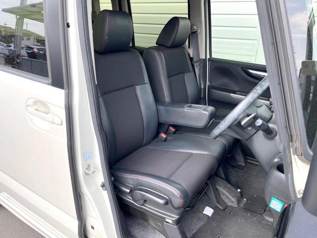 Ｎ－ＢＯＸカスタム ２トーンカラースタイル　ＧターボＳＳパッケージ　純正８インチナビ　両側電動ドア　バックカメラ　衝突被害軽減システム　禁煙車　２トーンカラー　ハーフレザーシート　スマートキー　ＬＥＤヘッドライト　ＥＴＣ　クルコン　純正１５インチアルミ（8枚目）