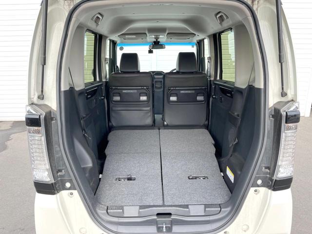 Ｎ－ＢＯＸカスタム ２トーンカラースタイル　ＧターボＳＳパッケージ　純正８インチナビ　両側電動ドア　バックカメラ　衝突被害軽減システム　禁煙車　２トーンカラー　ハーフレザーシート　スマートキー　ＬＥＤヘッドライト　ＥＴＣ　クルコン　純正１５インチアルミ（10枚目）