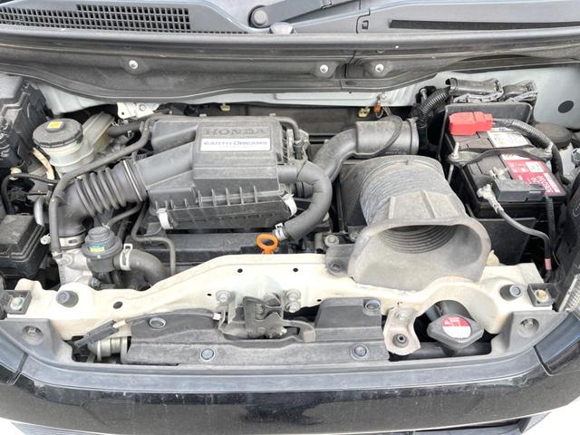 Ｎ－ＢＯＸカスタム ２トーンカラースタイル　ＧターボＳＳパッケージ　純正８インチナビ　両側電動ドア　バックカメラ　衝突被害軽減システム　禁煙車　２トーンカラー　ハーフレザーシート　スマートキー　ＬＥＤヘッドライト　ＥＴＣ　クルコン　純正１５インチアルミ（18枚目）