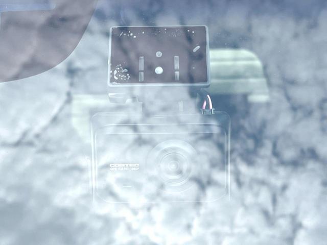 Ｎ－ＢＯＸカスタム ２トーンカラースタイル　ＧターボＳＳパッケージ　純正８インチナビ　両側電動ドア　バックカメラ　衝突被害軽減システム　禁煙車　２トーンカラー　ハーフレザーシート　スマートキー　ＬＥＤヘッドライト　ＥＴＣ　クルコン　純正１５インチアルミ（37枚目）