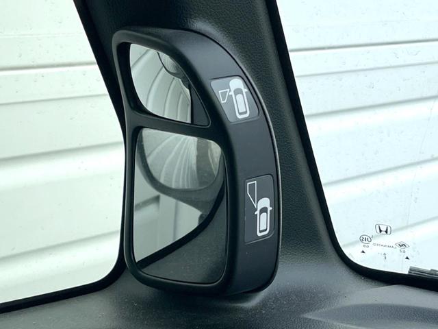 Ｎ－ＢＯＸカスタム ２トーンカラースタイル　ＧターボＳＳパッケージ　純正８インチナビ　両側電動ドア　バックカメラ　衝突被害軽減システム　禁煙車　２トーンカラー　ハーフレザーシート　スマートキー　ＬＥＤヘッドライト　ＥＴＣ　クルコン　純正１５インチアルミ（39枚目）