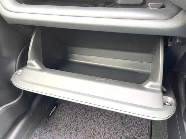 アクア Ｓ　純正ナビ　バックカメラ　衝突被害軽減システム　禁煙車　スマートキー　ＥＴＣ　オートハイビーム　車線逸脱警報　オートライト　オートエアコン　Ｂｌｕｅｔｏｏｔｈ　ＣＤ　地デジ（50枚目）