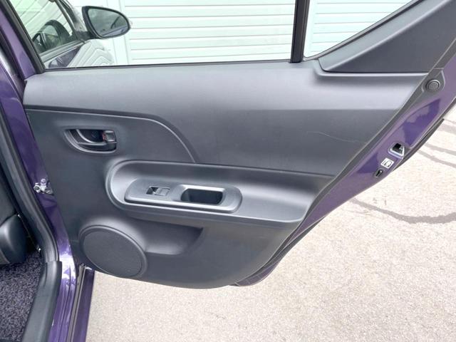 アクア Ｓ　純正ナビ　バックカメラ　衝突被害軽減システム　禁煙車　スマートキー　ＥＴＣ　オートハイビーム　車線逸脱警報　オートライト　オートエアコン　Ｂｌｕｅｔｏｏｔｈ　ＣＤ　地デジ（53枚目）