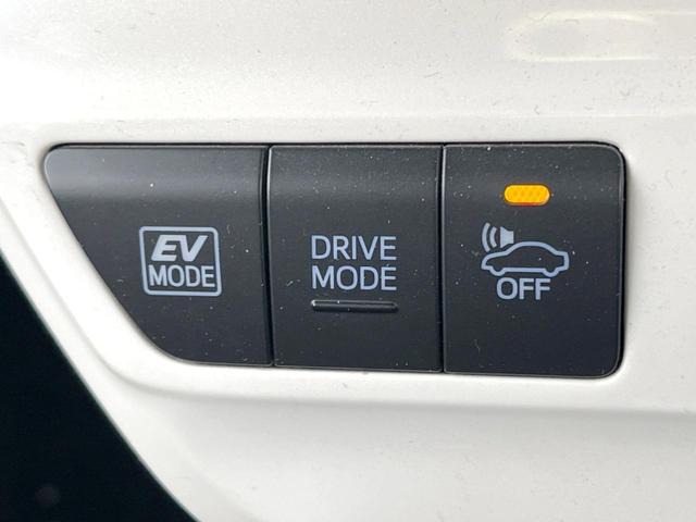 プリウス Ｓ　ｃｌａｒｉｏｎナビ　バックカメラ　禁煙車　ドラレコ　スマートキー　ＬＥＤヘッドライト　ＥＴＣ　１オーナー　オートライト　オートエアコン　Ｂｌｕｅｔｏｏｔｈ　ＣＤ／ＤＶＤ再生　フルセグ（32枚目）