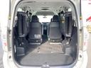 後席を格納すると、これだけの広さが！シーンに合わせたシートアレンジで、大きな荷物も積むことが出来ます♪