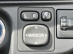★【電動格納ミラー】ボタン一つでミラーの開閉が可能。お好みの位置に微調整して安全運転出来ますね♪ 7