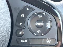 �ڥ����ץƥ��֥��롼������ȥ�����۹�®ƻϩ�Ǥ�Ĺ��Υ���Ԥ��ڤˡ�����ư��®�٤��ݤĥ��롼������ȥ����뤬�����ͷڸ������ƥ��Ϣ�Ȥ��������μ�ξ���Τ��Ƽִ֤��ݤĤ褦��®��Ĵ�ᤷ�Ƥ���ޤ����� 6