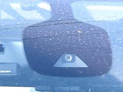 �ڽ�����������ʥӡۿ͵��ν����ʥӤ������������ǥ�����ǽ�⽼�¤��Ƥ��ꡢ�£�������������³����Ф������Υ��ޥۤ�ͣУ��ץ쥤�䡼�β��ڤ������ǽ�������α�ž������˳ڤ����ʤ�ޤ����� 3