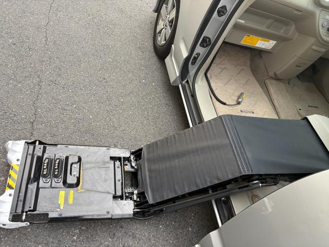 TOYOTA PORTE 150R G PACKAGE