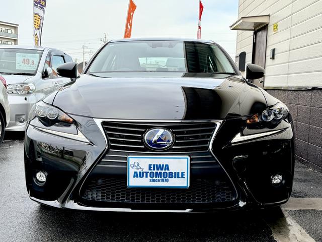 ＩＳ ＩＳ３００ｈ　バージョンＬ　純正ナビ　フルセグＴＶ　Ｂカメラ　サンルーフ　レザーシート　シートヒーター　シートエアコン　クルコン　ドラレコ　ＥＴＣ　禁煙車　自社買取車（8枚目）