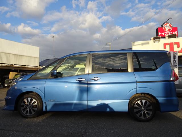 セレナ ハイウェイスターＧ　プロパイロットエディション　純正ナビ　Ｂｌｕｅｔｏｏｔｈ　パノラマモニター　バックカメラ　後席モニター　ＥＴＣ　デジタルインナーミラー（8枚目）