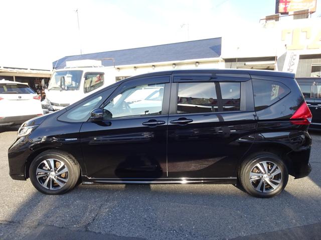 フリード＋ハイブリッド ハイブリッドＥＸ　純正ナビ　フルセグＴＶ　Ｂｌｕｅｔｏｏｔｈ　バックカメラ　オートクルーズ　ドラレコ　ＥＴＣ　後席モニター　両側パワースライド（8枚目）