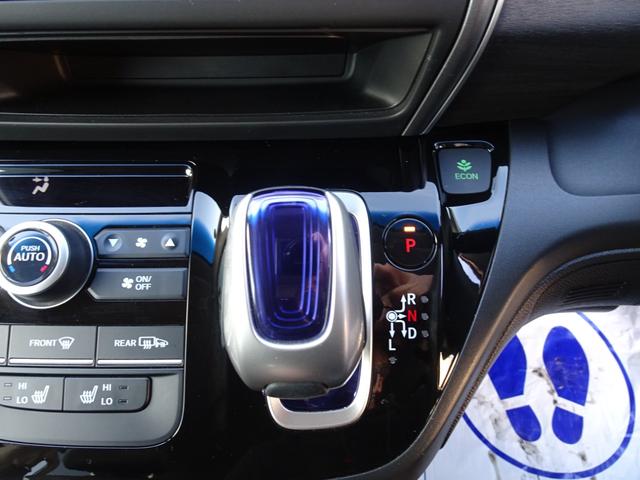 フリード＋ハイブリッド ハイブリッドＥＸ　純正ナビ　フルセグＴＶ　Ｂｌｕｅｔｏｏｔｈ　バックカメラ　オートクルーズ　ドラレコ　ＥＴＣ　後席モニター　両側パワースライド（18枚目）