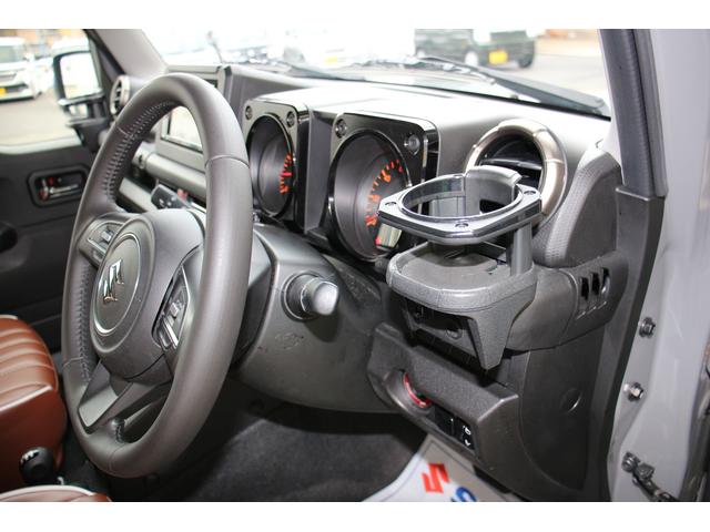 ジムニー ＸＣ　４ＷＤ　モニター付オーディオ　ドラレコ　ルーフキャリア　ドライブレコーダー　バックカメラ　オートライト　プッシュスタート　シートヒーター　オートエアコン　４ＷＤ　衝突被害軽減システム　横滑り防止機能　盗難防止システム（9枚目）