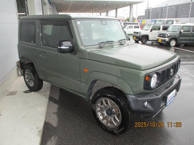 ジムニー ＸＣ　　４ＷＤ　純正ナビ　バックカメラ　ＥＴＣ　バックカメラ　オートライト　純正ナビ　プッシュスタート　シートヒーター　オートエアコン　衝突被害軽減システム　４ＷＤ　横滑り防止機能　盗難防止システム（23枚目）