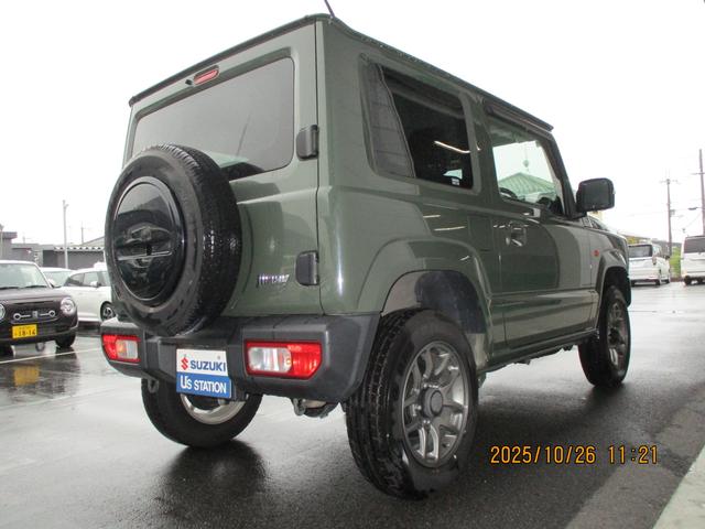 ジムニー ＸＣ　　４ＷＤ　純正ナビ　バックカメラ　ＥＴＣ　バックカメラ　オートライト　純正ナビ　プッシュスタート　シートヒーター　オートエアコン　衝突被害軽減システム　４ＷＤ　横滑り防止機能　盗難防止システム（24枚目）