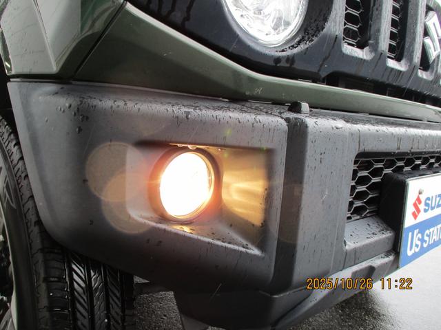 ジムニー ＸＣ　　４ＷＤ　純正ナビ　バックカメラ　ＥＴＣ　バックカメラ　オートライト　純正ナビ　プッシュスタート　シートヒーター　オートエアコン　衝突被害軽減システム　４ＷＤ　横滑り防止機能　盗難防止システム（31枚目）