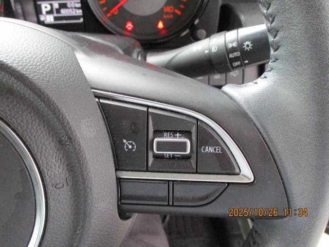 ジムニー ＸＣ　　４ＷＤ　純正ナビ　バックカメラ　ＥＴＣ　バックカメラ　オートライト　純正ナビ　プッシュスタート　シートヒーター　オートエアコン　衝突被害軽減システム　４ＷＤ　横滑り防止機能　盗難防止システム（50枚目）