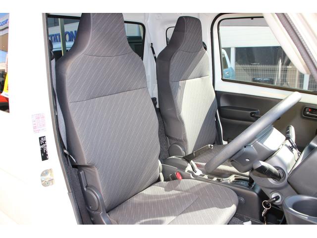 スーパーキャリイ スーパーキャリイ　Ｘ　３型　４ＷＤ　ナビ　バックカメラ　バックカメラ　ドライブレコーダー　オートライト　衝突被害軽減システム　４ＷＤ　アイドリングストップ　衝突安全ボディ（3枚目）