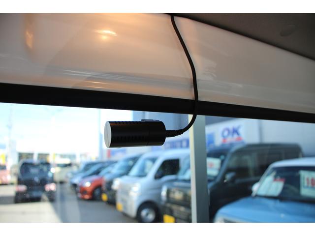スーパーキャリイ スーパーキャリイ　Ｘ　３型　４ＷＤ　ナビ　バックカメラ　バックカメラ　ドライブレコーダー　オートライト　衝突被害軽減システム　４ＷＤ　アイドリングストップ　衝突安全ボディ（14枚目）