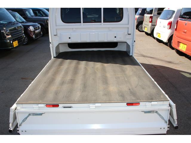 スーパーキャリイ スーパーキャリイ　Ｘ　３型　４ＷＤ　ナビ　バックカメラ　バックカメラ　ドライブレコーダー　オートライト　衝突被害軽減システム　４ＷＤ　アイドリングストップ　衝突安全ボディ（19枚目）