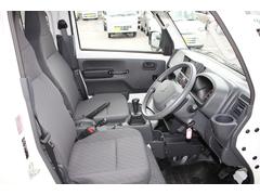 ���Ҥϥ������ʳ��˽л��ľ�ĥǥ����顼�Ȥ��ơ����츩��������䥨�ꥢ�ˡ��ϰ�γ��ͤ˰��������Ǥޤ���ޤ����� 3