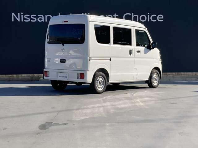 日産 ＮＶ１００クリッパーバン