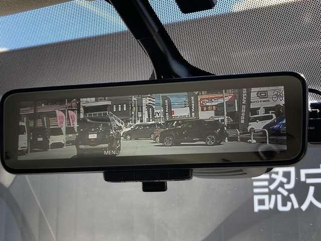 セレナ ２．０　ハイウェイスター　Ｖ　認定中古車距離無制限１年保証　両側オート（11枚目）