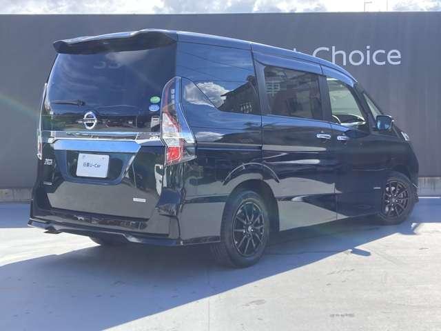 セレナ ２．０　ハイウェイスター　Ｖ　認定中古車距離無制限１年保証　両側オート（13枚目）